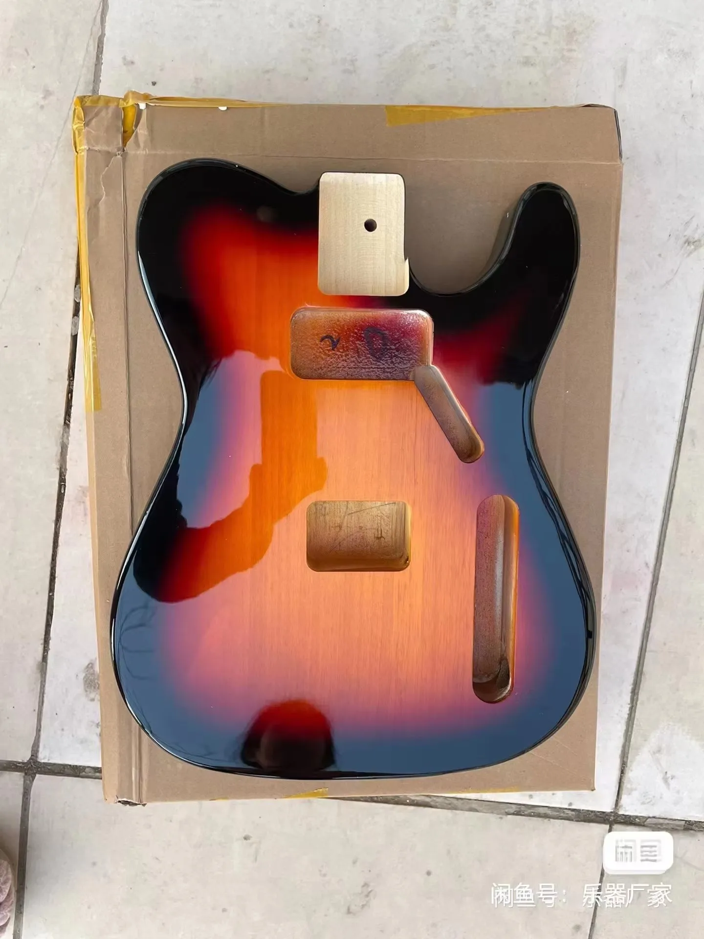 

Sunset Color Poplar Electric Guitar Body - Beautiful Work Paint - Superb Neck 5.7cm - New Model