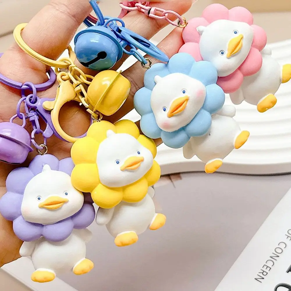 Work Is So Annoying Sunflower Duckling Keychain Resin Sunflower Annoying Duck Keyring Animal Cartoon Duck Doll Pendant