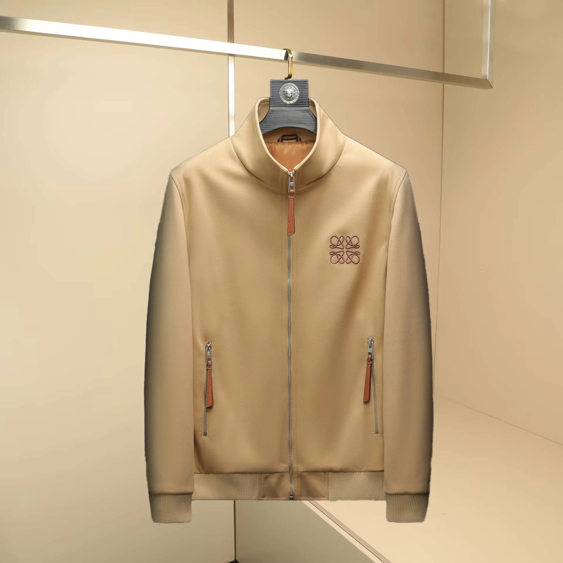 

Высококачественная мужская удлиненная куртка-бомбер на осень-зиму в европейском стиле, модная, приталенная, из полиэфирного волокна, на молнии...