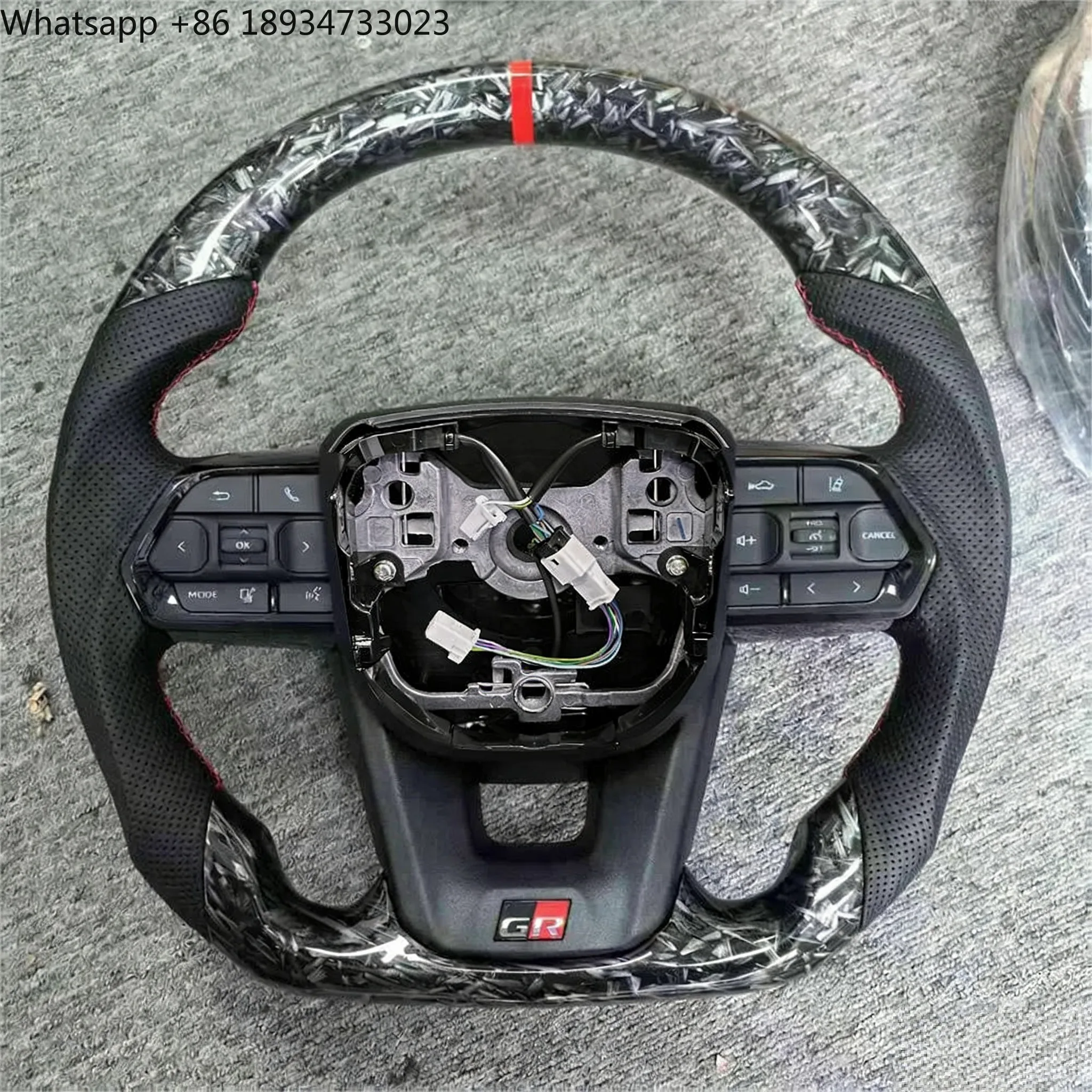 for Toyota Steering Wheel for toyota Lc300 Mark X tacoma Lc200 Hiace Lc79 rav4 N80 N70 Innova Axio Crown 4runner prius Prado view 2