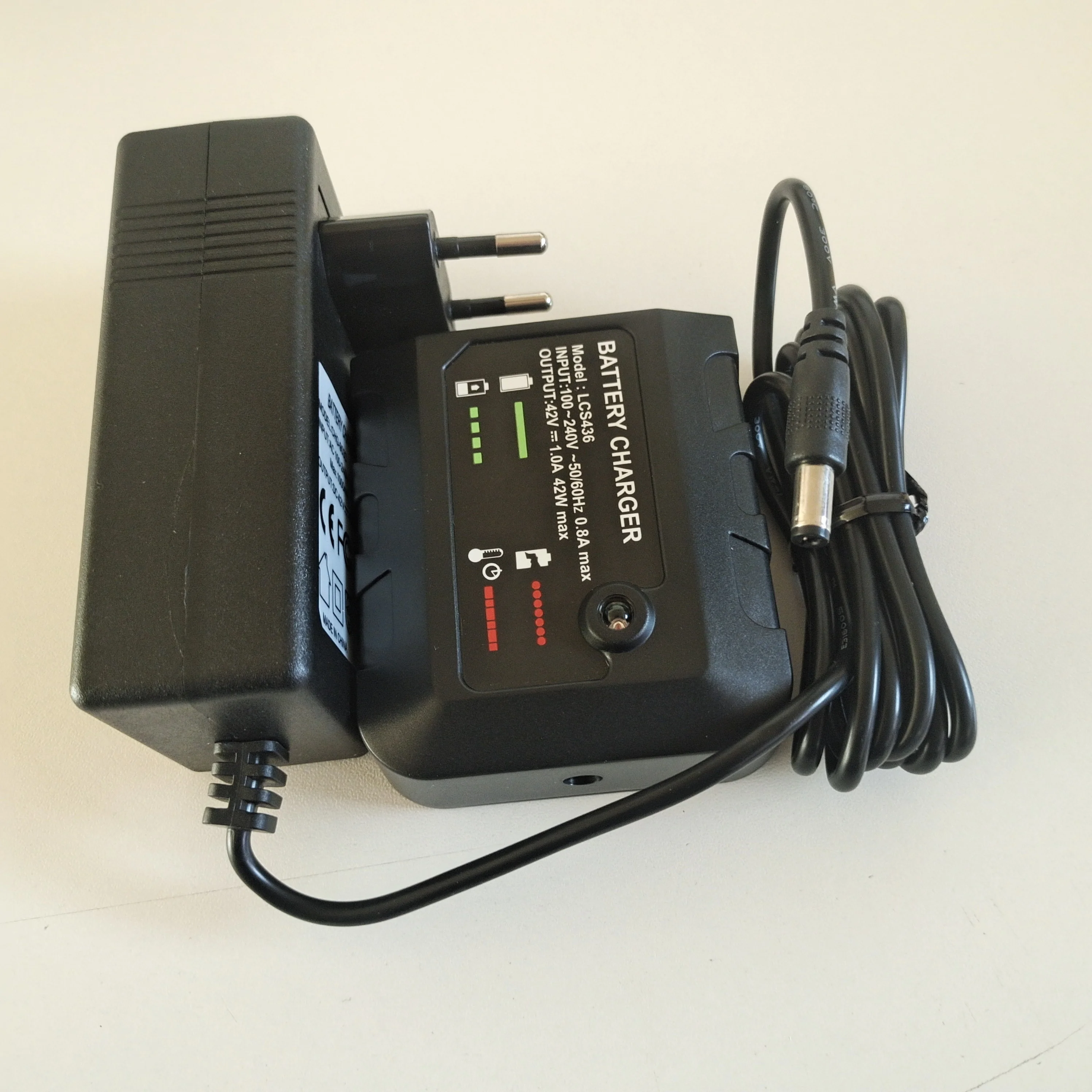 Li-ion batteries Charger For Black&Decker 36V/40V LBXR36 LBXR2036 LBX2040 Cordless Power Tool LSW36 LST136 1A Battery Charging