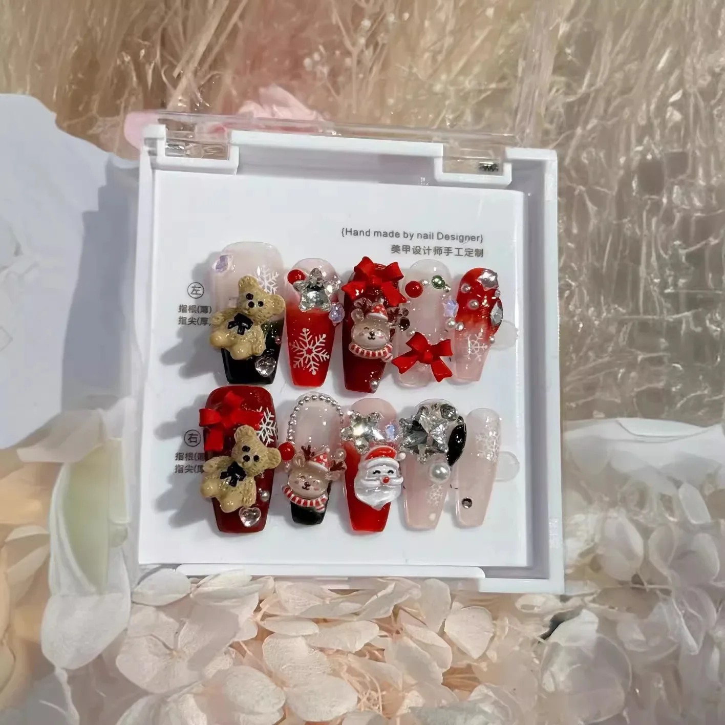 Press On Nails Make Handmade Christmas Elements Cartoon Cute Bear Bow Elk Red Festive New Year Removable Reusable Fake Nails
