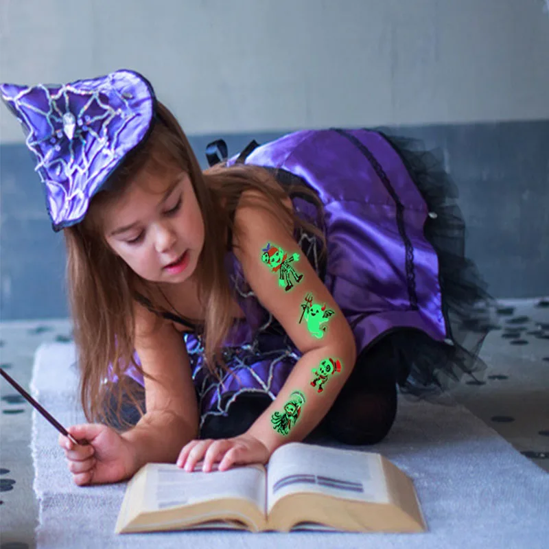 Nieuwe Gloeiende Tatoeages Stickers Halloween Kinderen Cartoon Lichtgevende Tattoo Tijdelijke Tatoeages Body Art Arm Nep Tatoo Voor Kinderen