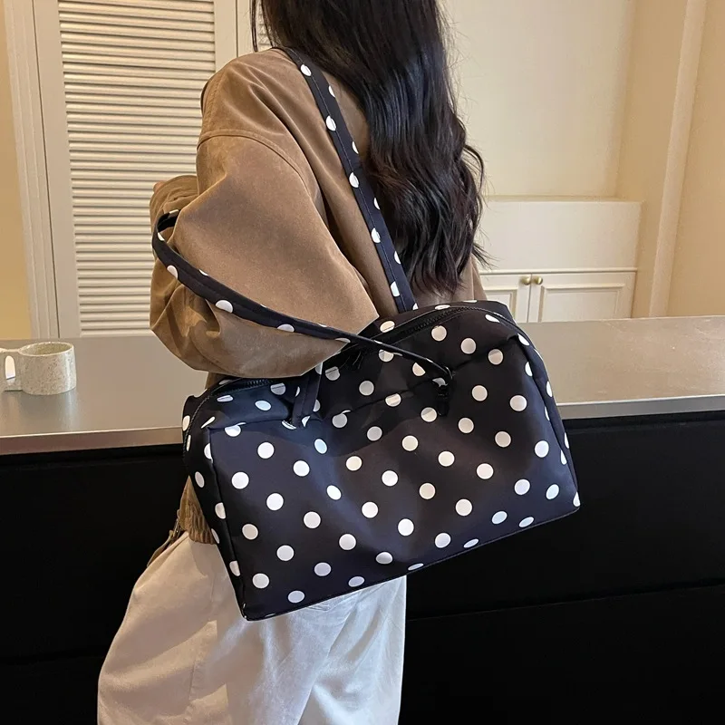Large Capacity Commuting Shoulder Bag Korean Style Casual Fashion Boston Bag New Women handbag Color Blocked Dot Tote Bag