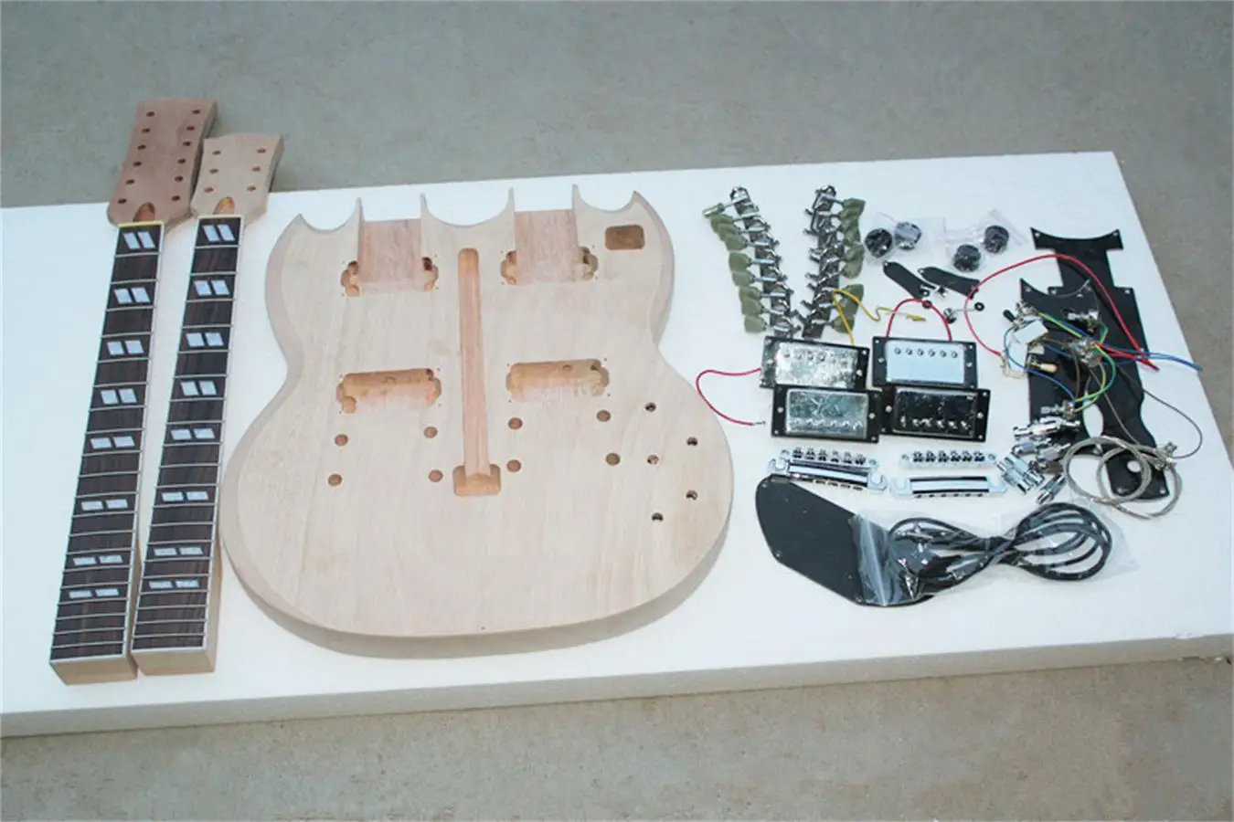 High-end custom two-head electric guitar, semi-finished body, full set of accessories, perforated everything, free shipping