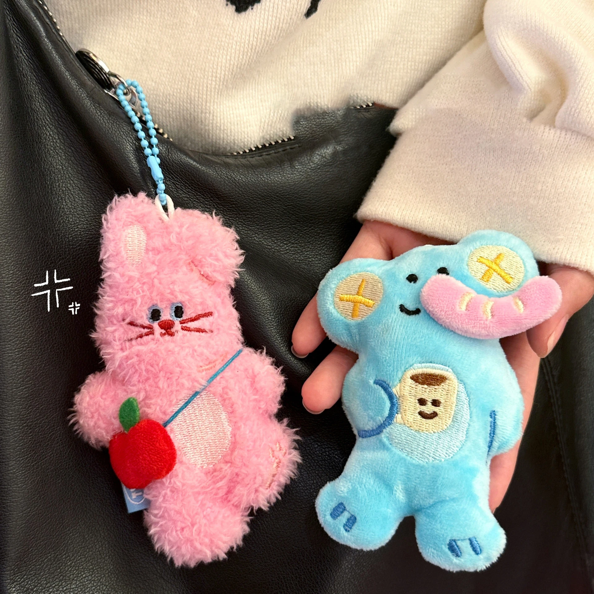 พวงกุญแจตุ๊กตาการ์ตูนน่ารัก ของตกแต่งกระเป๋าเป้สะพายหลังสำหรับเด็กผู้หญิง ของขวัญ