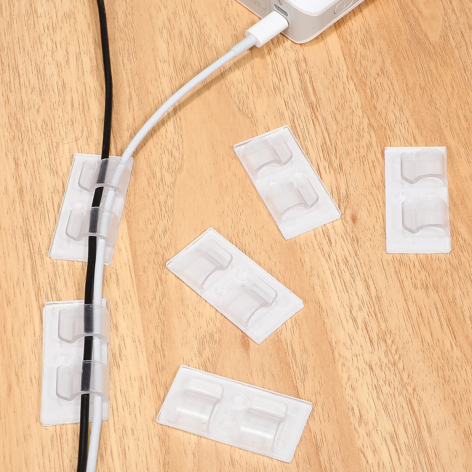 

50 шт. настенный комплект для управления проводом, самоклеящиеся пластиковые держатели проводов для шнуров, организации линии электропередачи в офисе, дома, автомобиля