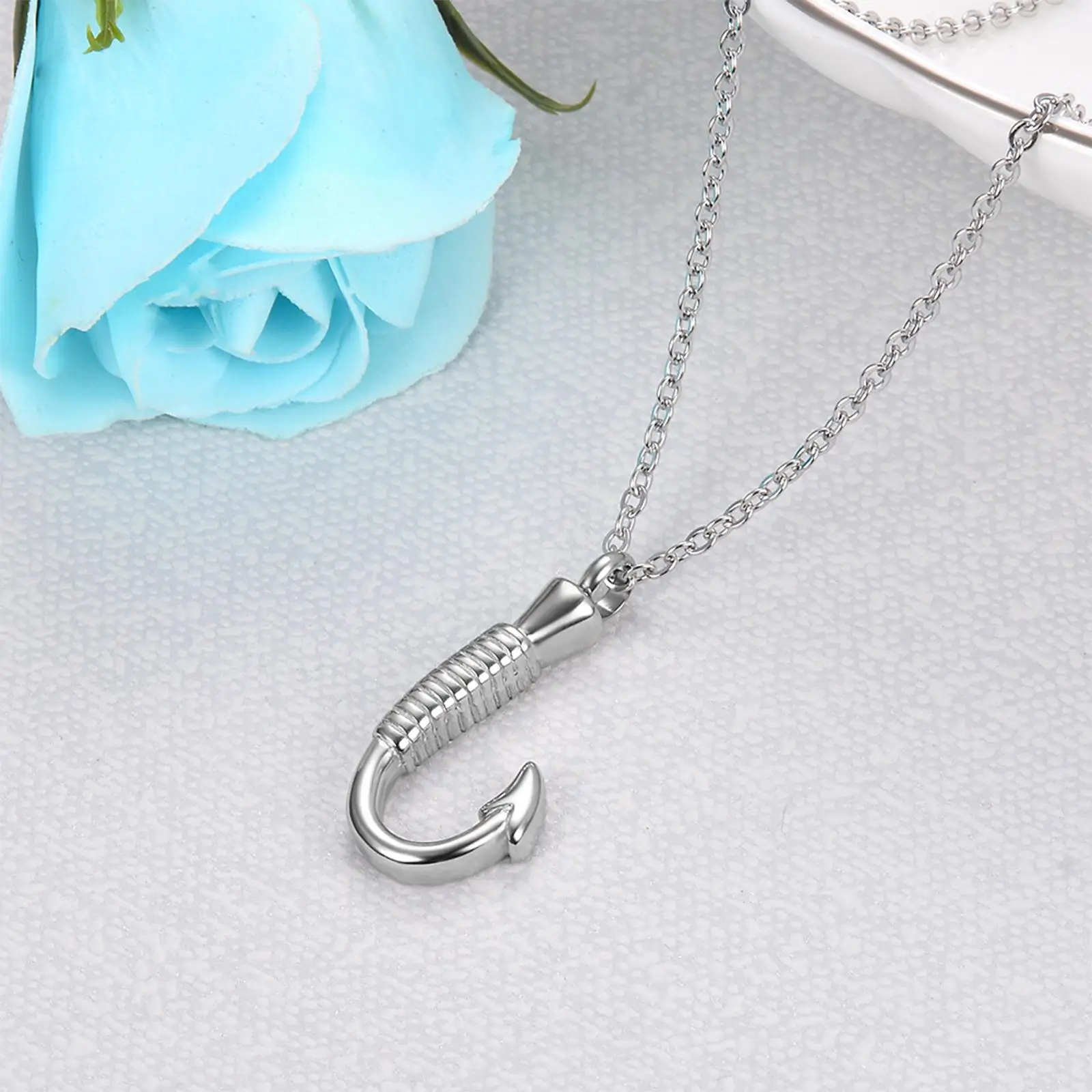 Cremation Jewelry Memorial Keepsake Gifts Vintage Stainless Steel Holder Pendant for Ashes Birthdays Dances Boyfriend Pets
