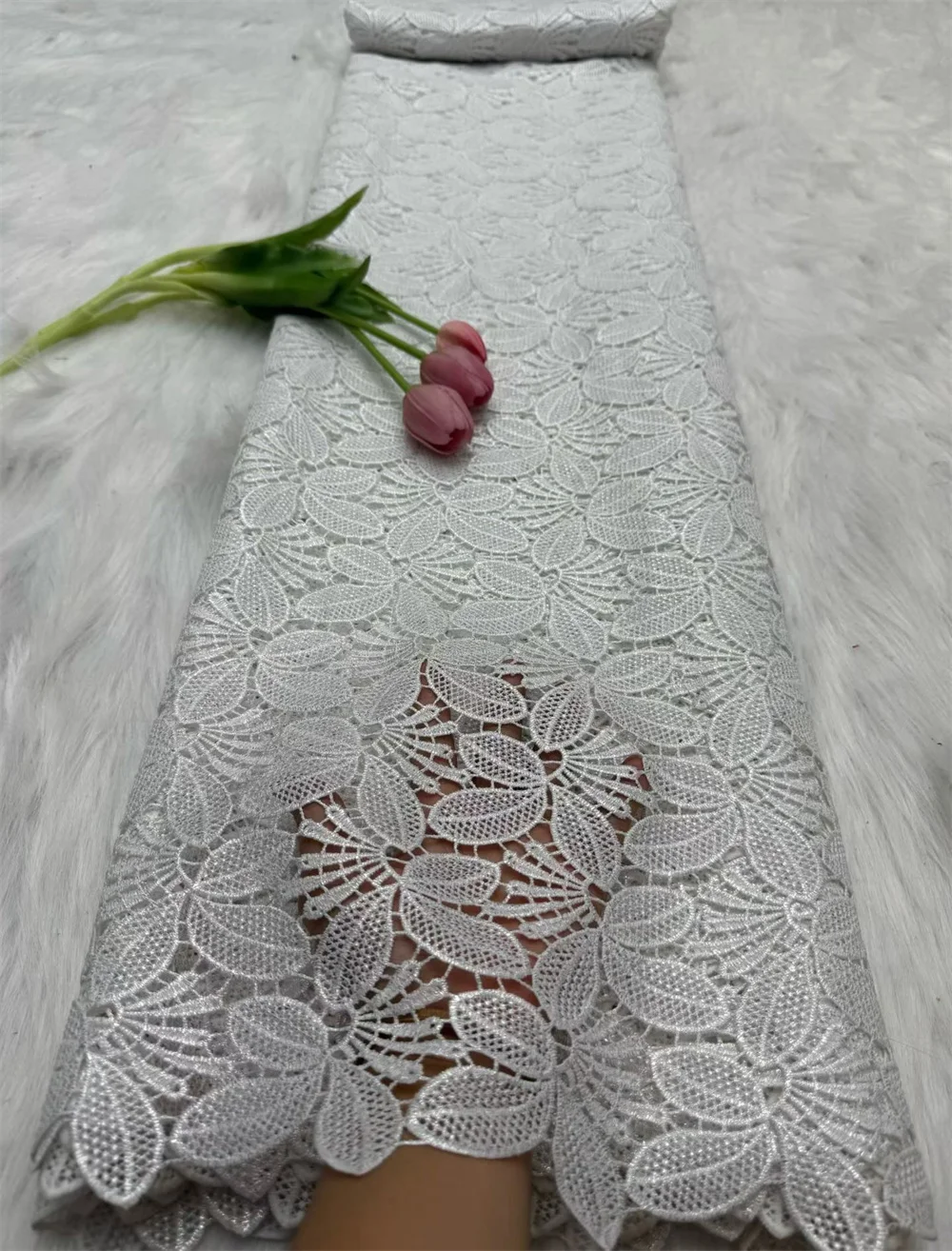 

Latest Style 5Yards White African Cord Lace Fabric 2025 High Quality Nigerian Guipure Cord Lace for Sewing Wedding Dress Hm112-1