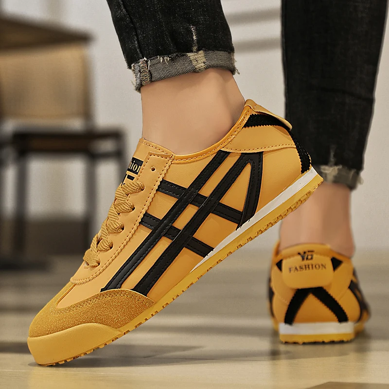 Men Casual Shoes Men Fashion Lightweight Cloth Running Sneakers Breathable Jogging Shoes Outdoor Comfortable Walking Sport Shoes