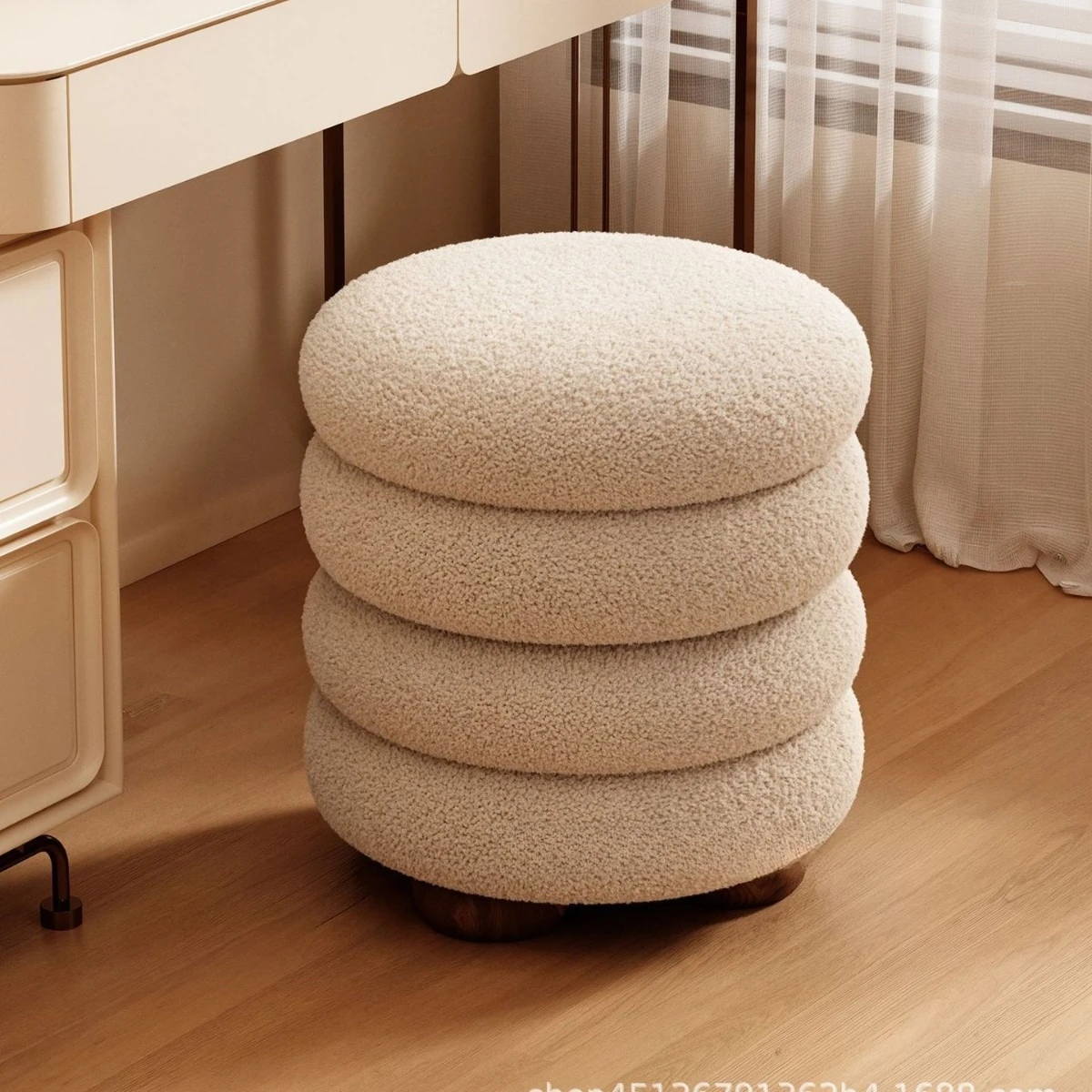 Banc de maquillage de style crème, chaise de coiffeuse de chambre à coucher féminine, tabouret à langer, tabouret d'assise commercial pour salon de manucure