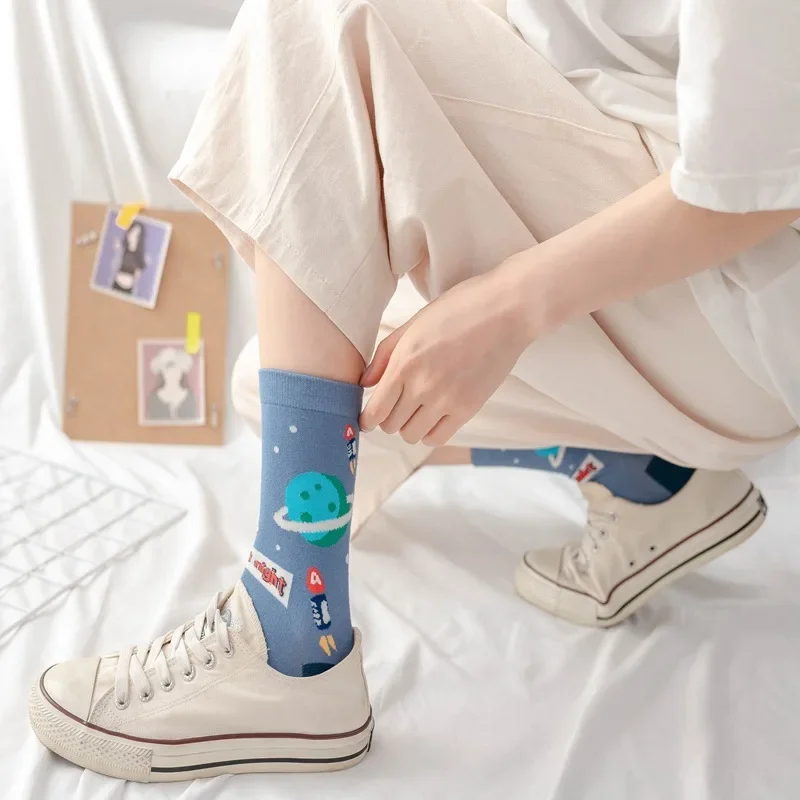 New Korean Space Cute Funny Socks Cotton Japanese Cartoon Astronaut Harajuku Socks Women Personality Planet