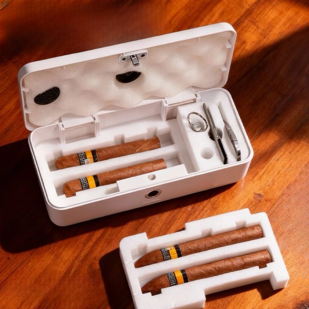 

Unlock The Cigar Box With Fingerprints. This Multi-Functional Cigar Box Features A Humidifier And Thermometer.