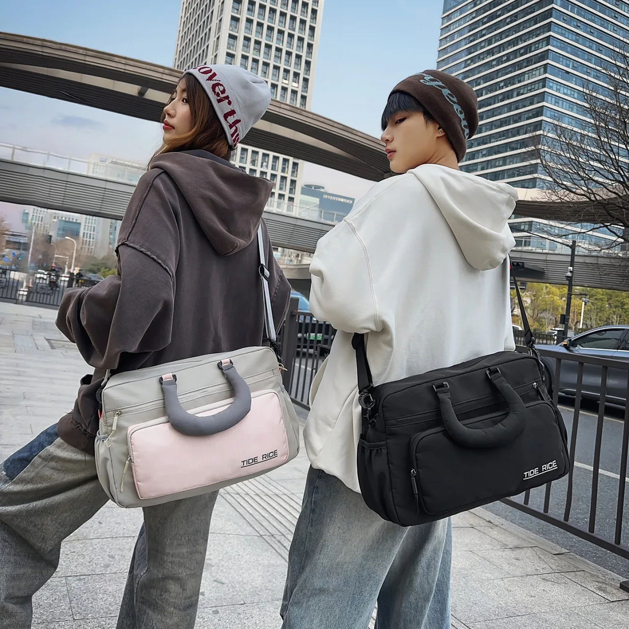 

Waterproof Sling Bag for Working & Sports, Lightweight Fitness Bag with Dry and Wet Separation, Dance Travel Handheld Bags Large