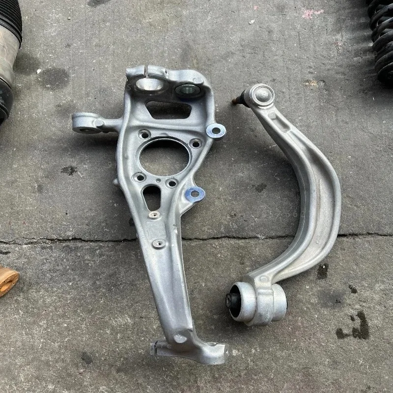 New A4L A6L A5 Q5 A7 A4 A8L swing arm suspension elevation angle claw front shock absorber beef leg