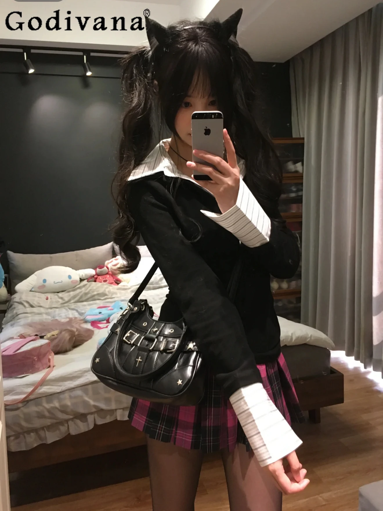 

Y2K Subculture Sweet Cool Spicy Girl Lolita Handbag Vintage Rivet Pain Bag Sweet Fashion Crossbody Shoulder Bag