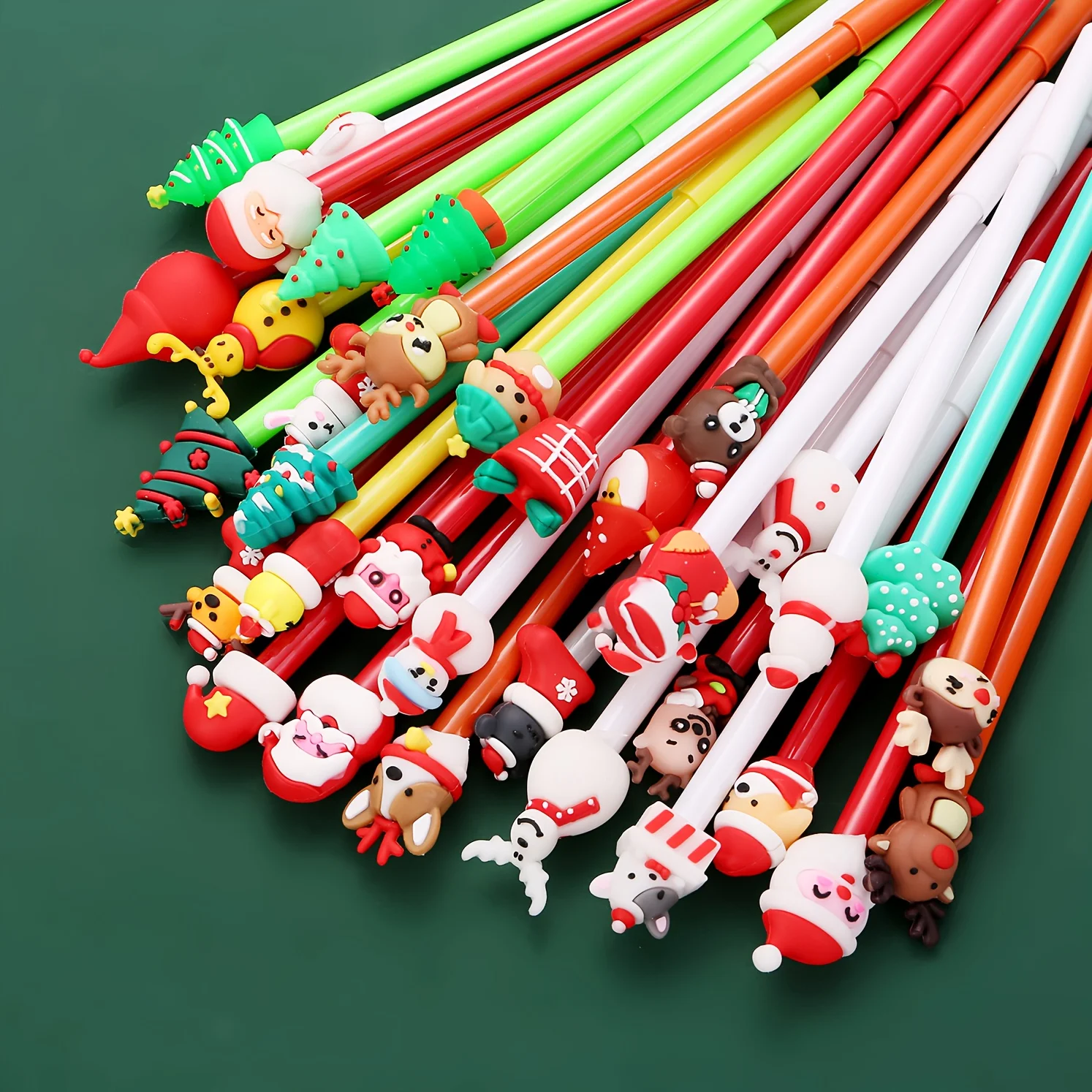 Christmas-Themed, Silicone 3D Doll Pen Caps (Santa Claus / Reindeer / Christmas Tree), Various Styles Randomly Selected, Straight Gel Pens, Christmas Holiday Gifts, Children's Party Favors, Student Stationery