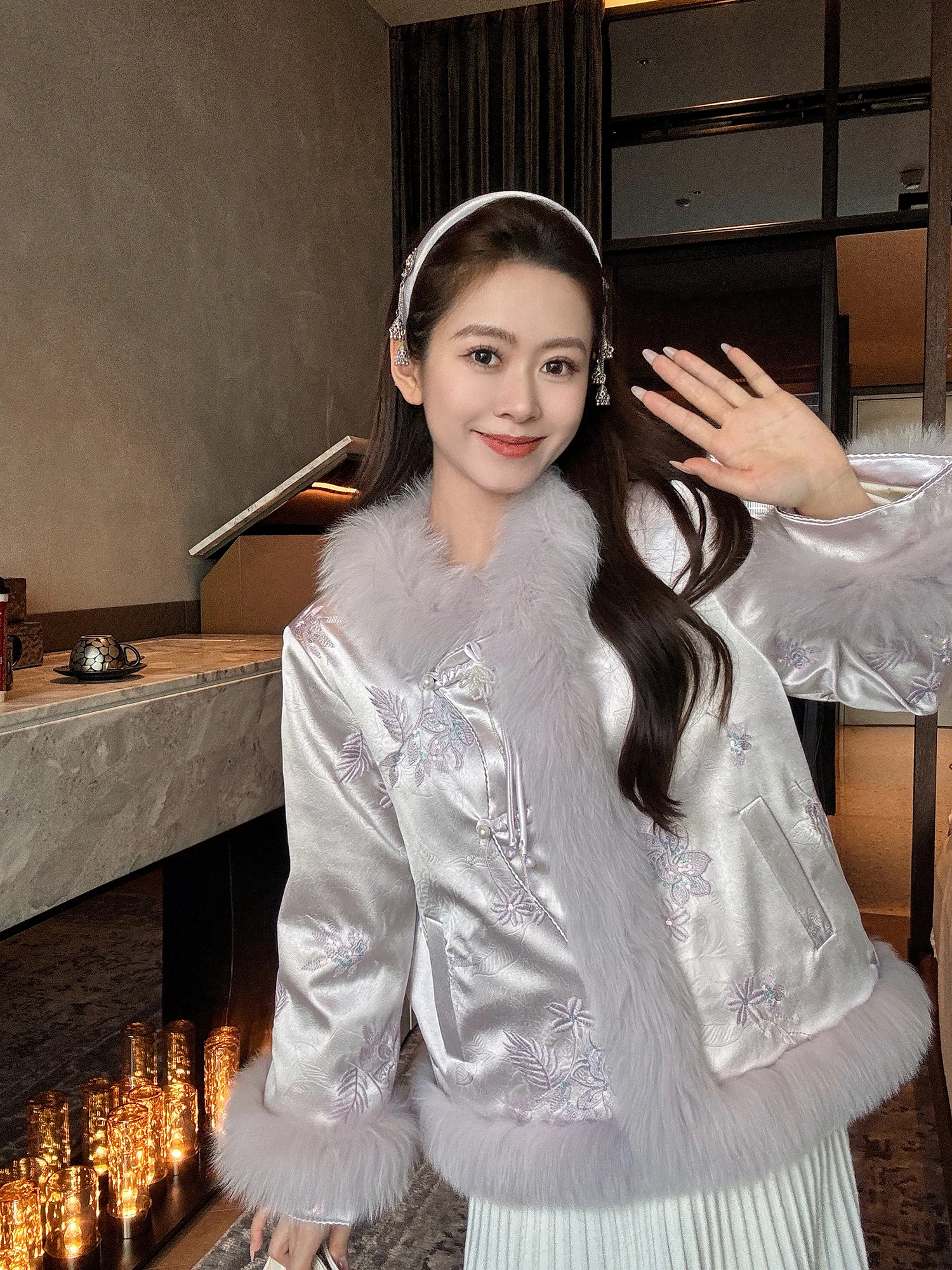 

Женская зимняя куртка с меховым воротником и вышивкой, теплая, элегантная, стандартный крой, длинный рукав