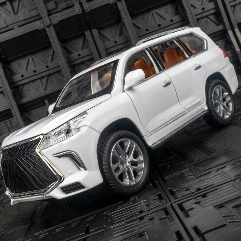 Para portas de modelo de veículo off-road de liga 1:24 Lexus LX570 e porta-malas capô9 do motor pode ser aberto tem funções de som e iluminação