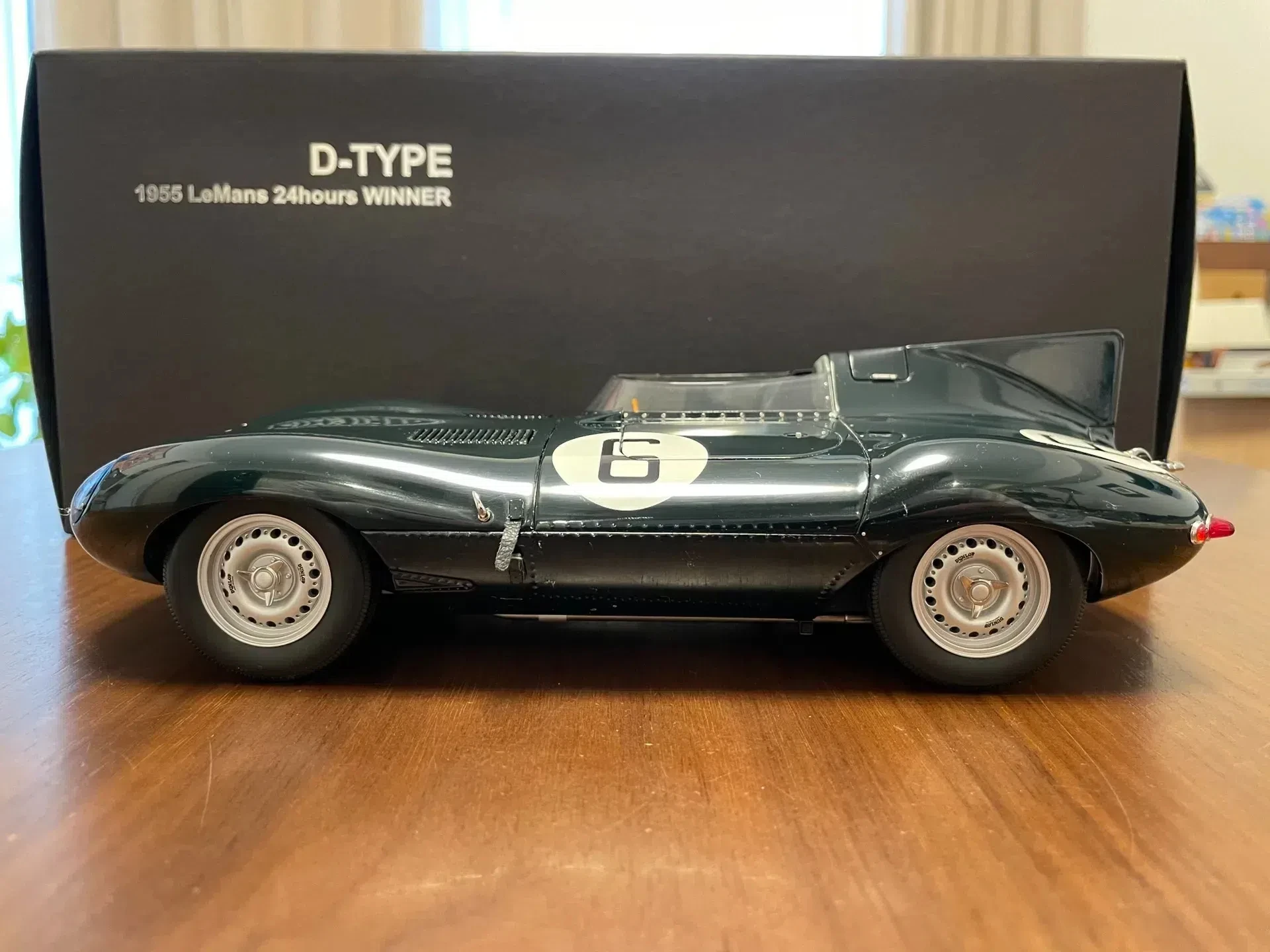 Autoart 1:18 D Type 1955 Le Mans Champion Simulation Limited Edition All Open Alloy Metal Static Car Model Toy Gift