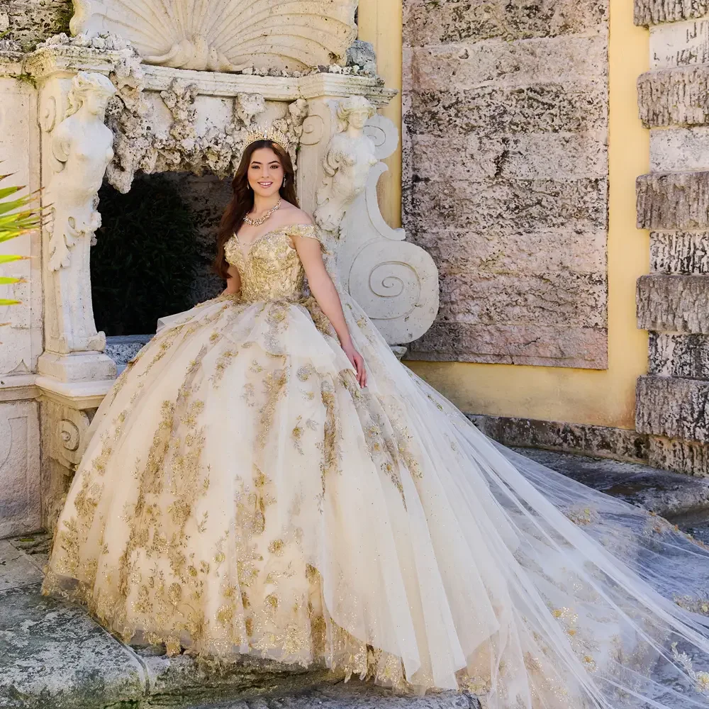 Robe de Quinceñera en tulle scintillant avec appliques en trois finales, robe perlée, robe éducative à lacets, robe d'anniversaire pour filles, robe Sweet 16, 15 ans