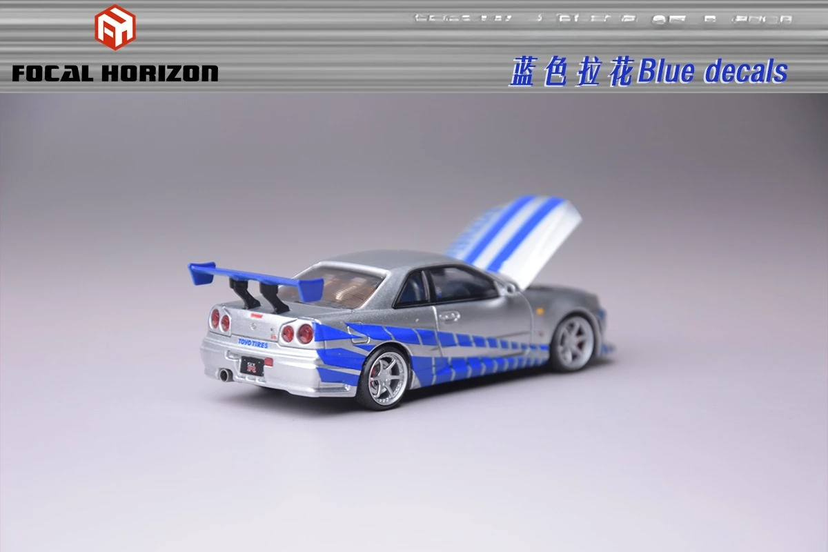 سيارة Focal Horizon FH 1:64 R34 Fast Furious C-West FNF باللون الفضي والأزرق