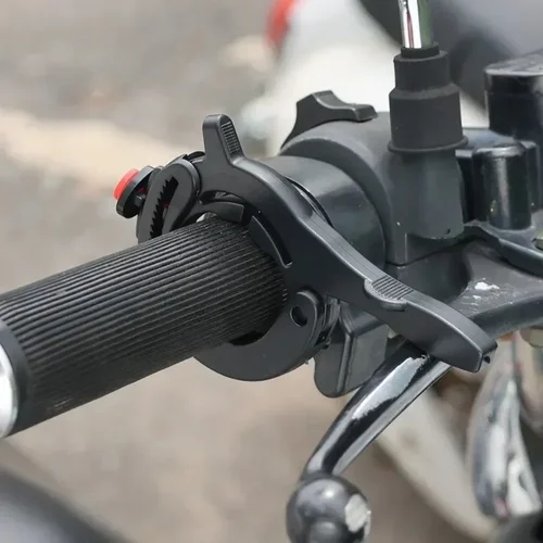 Imagen 2 del producto Acelerador de Control de crucero para motocicleta, retenedor de bloqueo de aluminio de alta calidad, barra de mango de muñeca Flexible y segura Universal