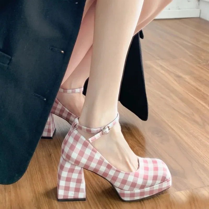 

Mary Jane Pink Plaid Leather Sapatos Femininos De Luxo Platform Chunky Super High Heels Square Toe Buckle Strap Heighten Pumps