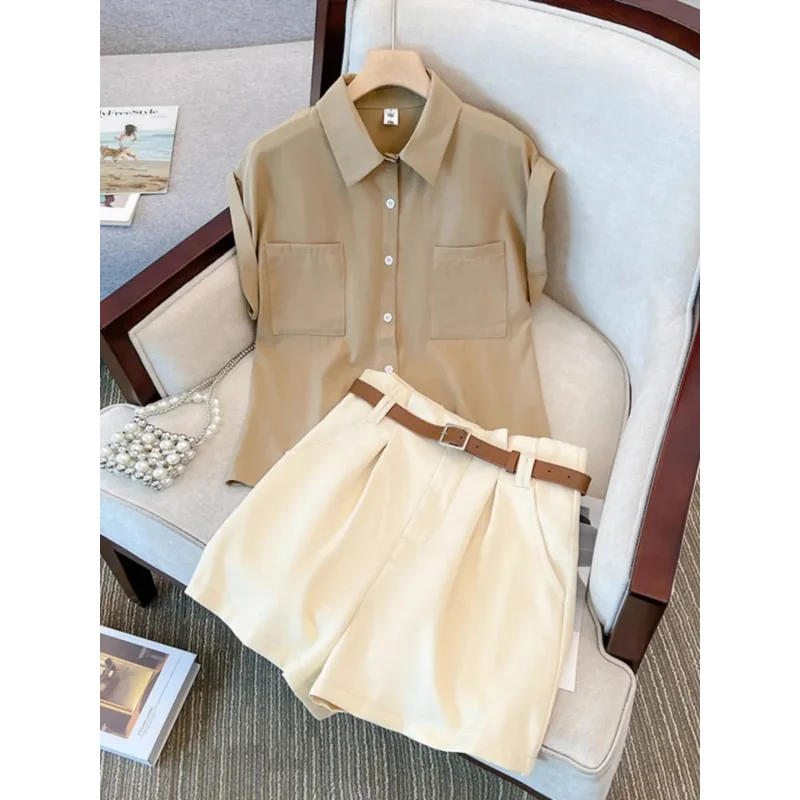 

Women's Short-Sleeve Shirt & High-Waisted Shorts Two-Piece Set Button Front Pocket Design Belted Casual Office Outfit