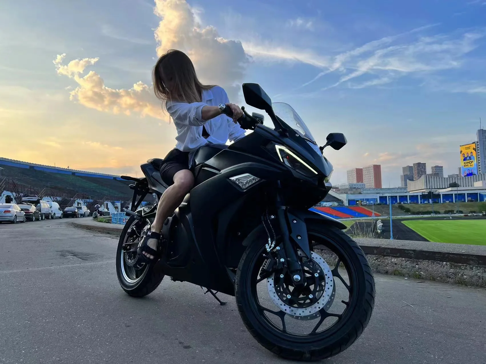 STLF Fashion 72V 3000W Electric Motorcycle for Sale