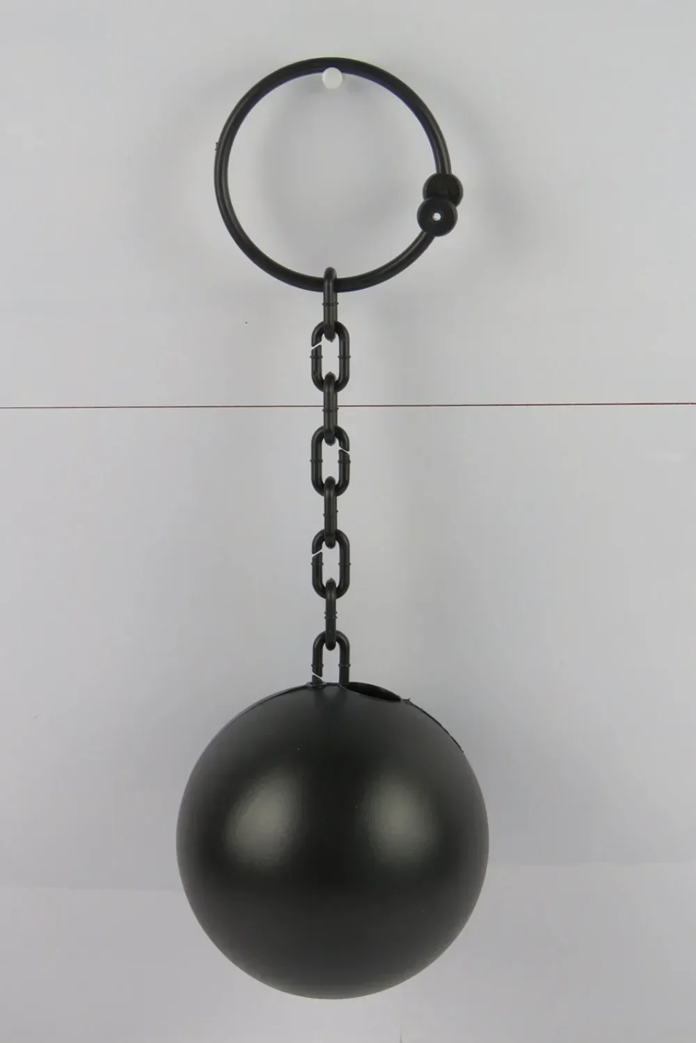 

2025 пластиковые наручники на Хэллоуин, кажки, железная цепочка, большой железный шар, реквизит для лечения экипажа, реквизит для одевания заключенного, наручники