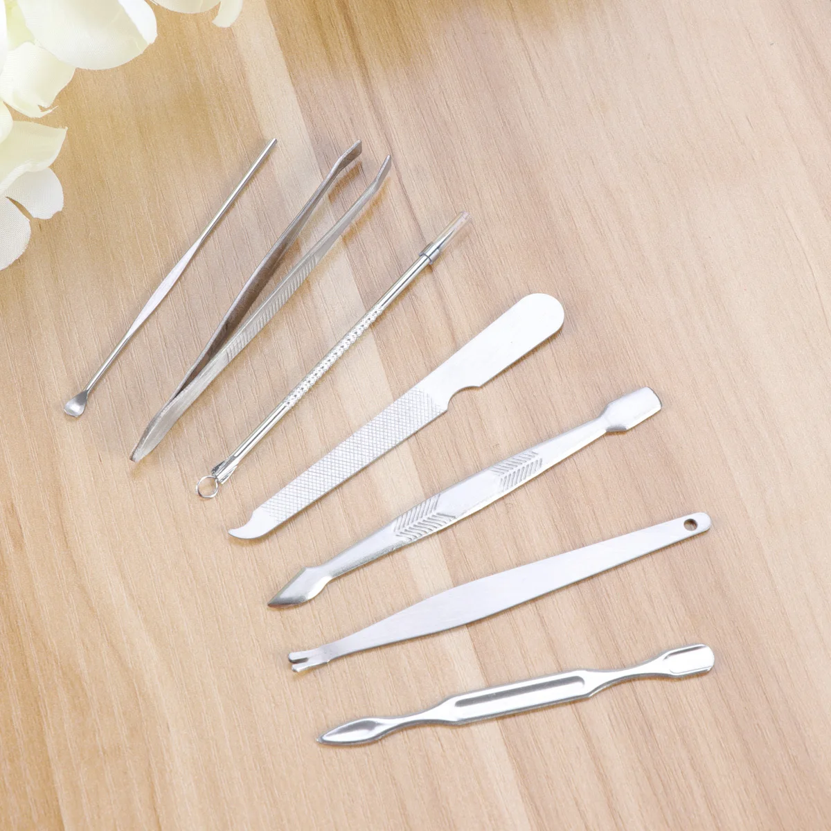 

12pcs Manicure Stainless Steel Nail Care Tools Grooming Kit Professional Grooming Kit Pedicure Tool Box Brown Case