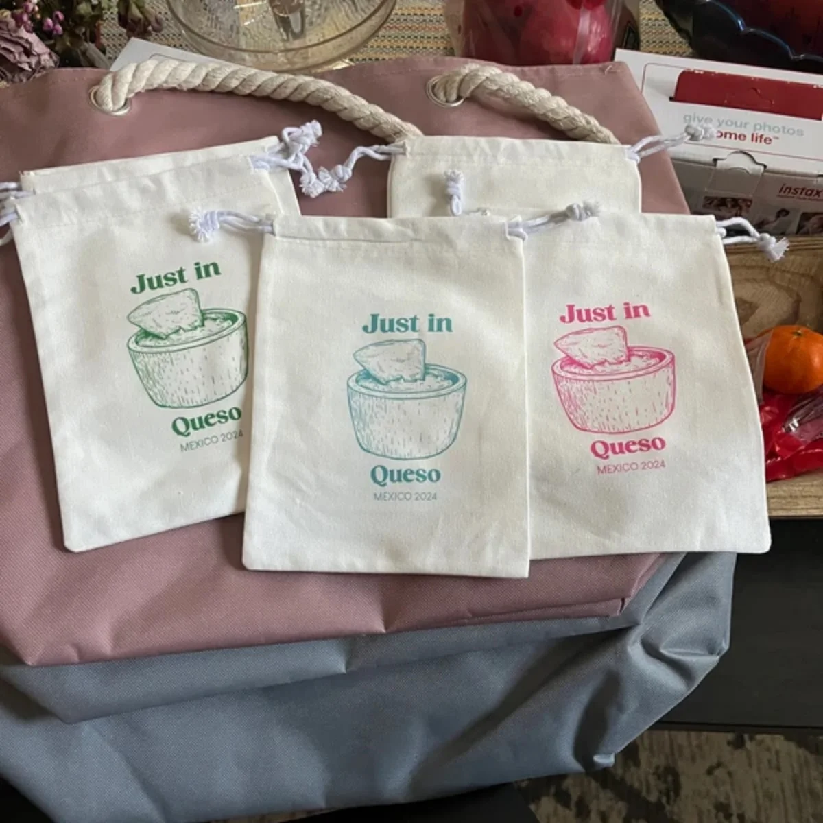 24 قطعة فقط في كيسو - مجموعة أدوات معلقة المكسيك - حفلة العازبة فييستا - هدايا زفاف مخصصة - مجموعة Hangover - Just In Que