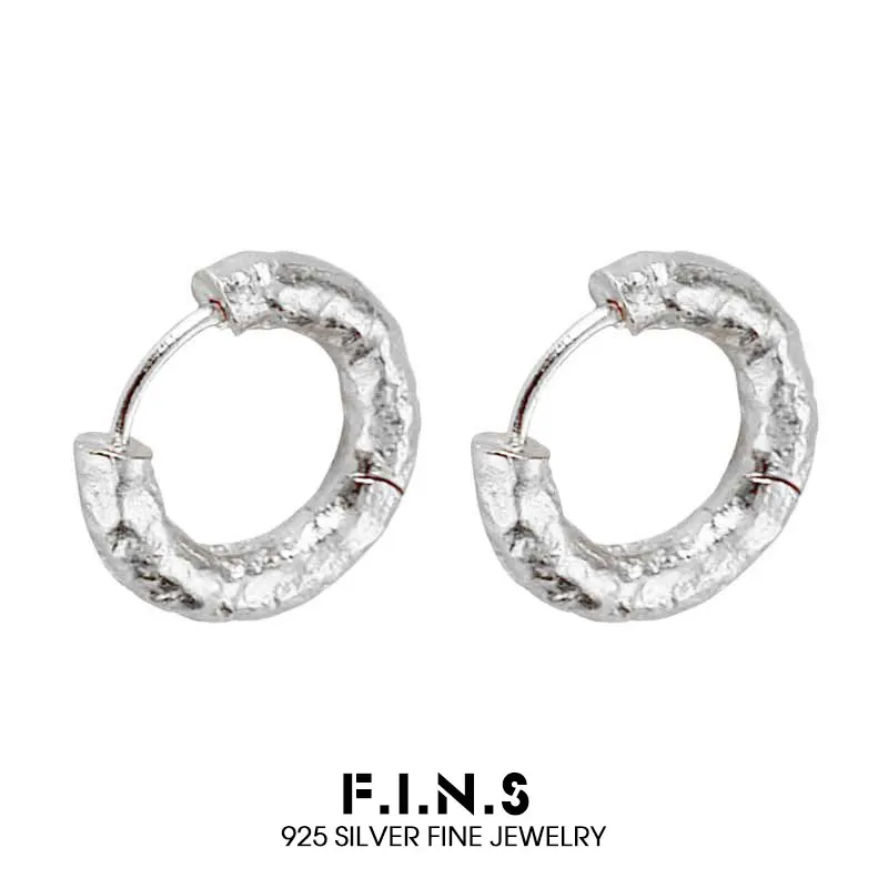Pendientes de aro arrugados de plata de ley S925 pura con textura F.I.N.S, círculo redondo desigual geométrico para mujer, joya fina para oreja Huggies atrevida