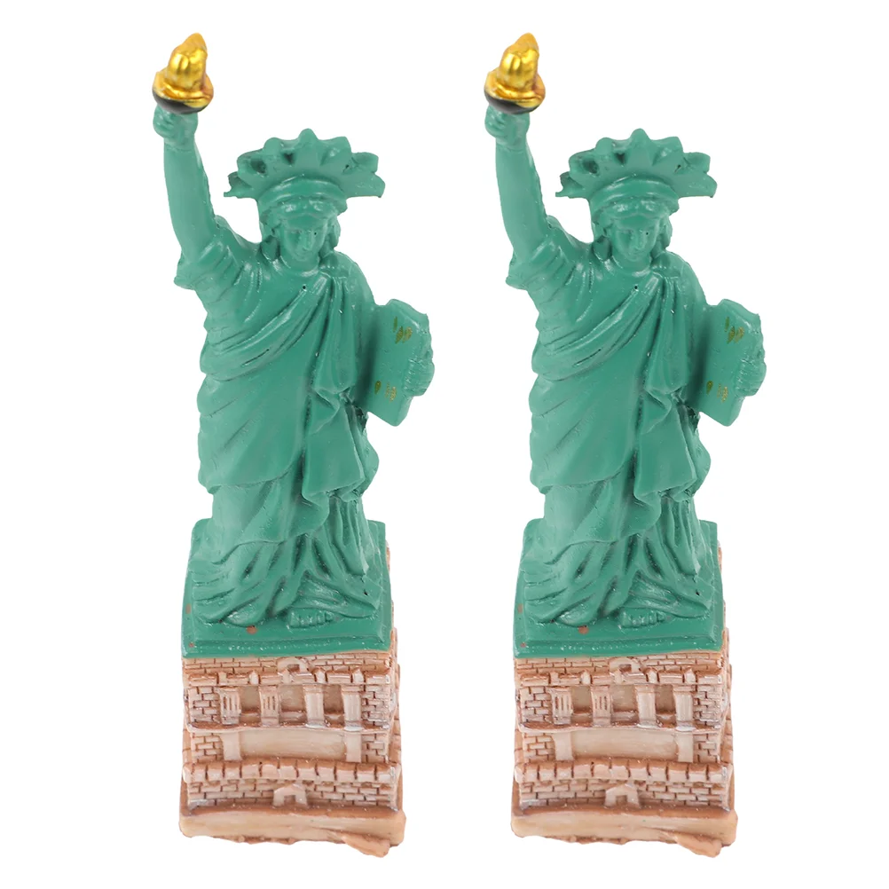 2 Pcs Sandbox Game Architectural Model Ornament Household Statue of Liberty Souvenir Synthetic Resin Decor