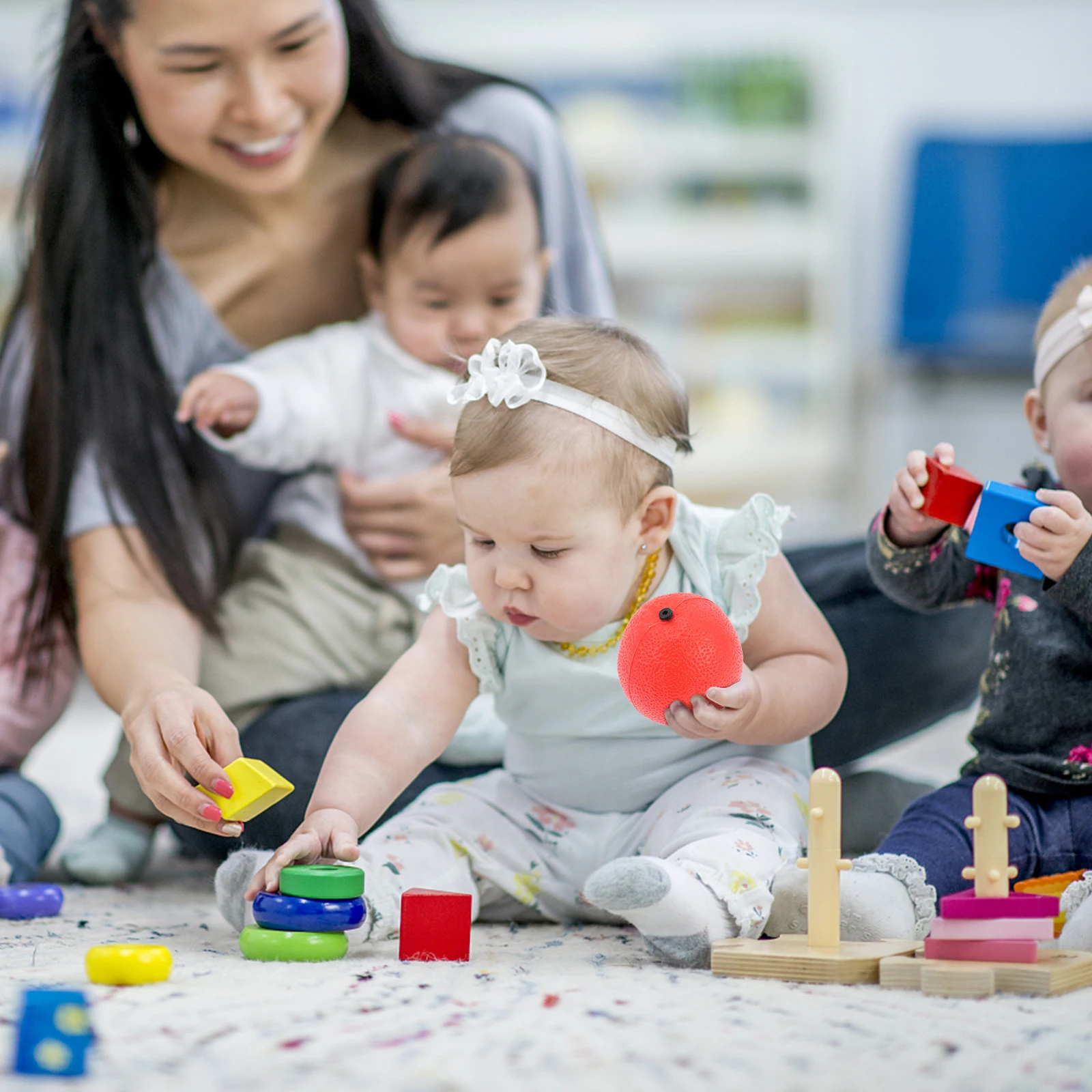 ทรายหลอดไข่ผลไม้ Maracas Hand Crank เครื่องดนตรีเด็ก Abs Percussion ของเล่นสีสันสดใสเรียบง่าย