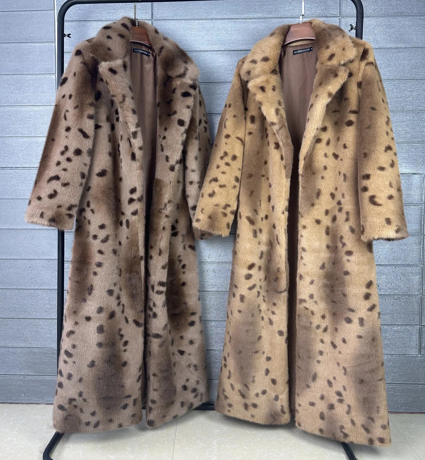 DEAT 2026 Winter Fashion Imitation Fur Leopard Pattern Coat For Women Notched Collar Long Style Notched Collar Jacket 11B9518