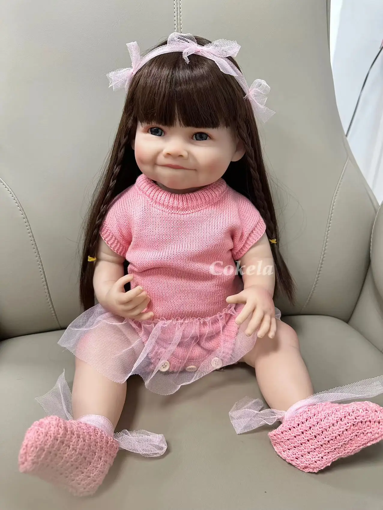 

55CM/22inch Cokela Realistic Finished Bebe Reborn Silicone Vinyl Cloth girl Body Doll Maddie Handmade Toy For Christmas Gift