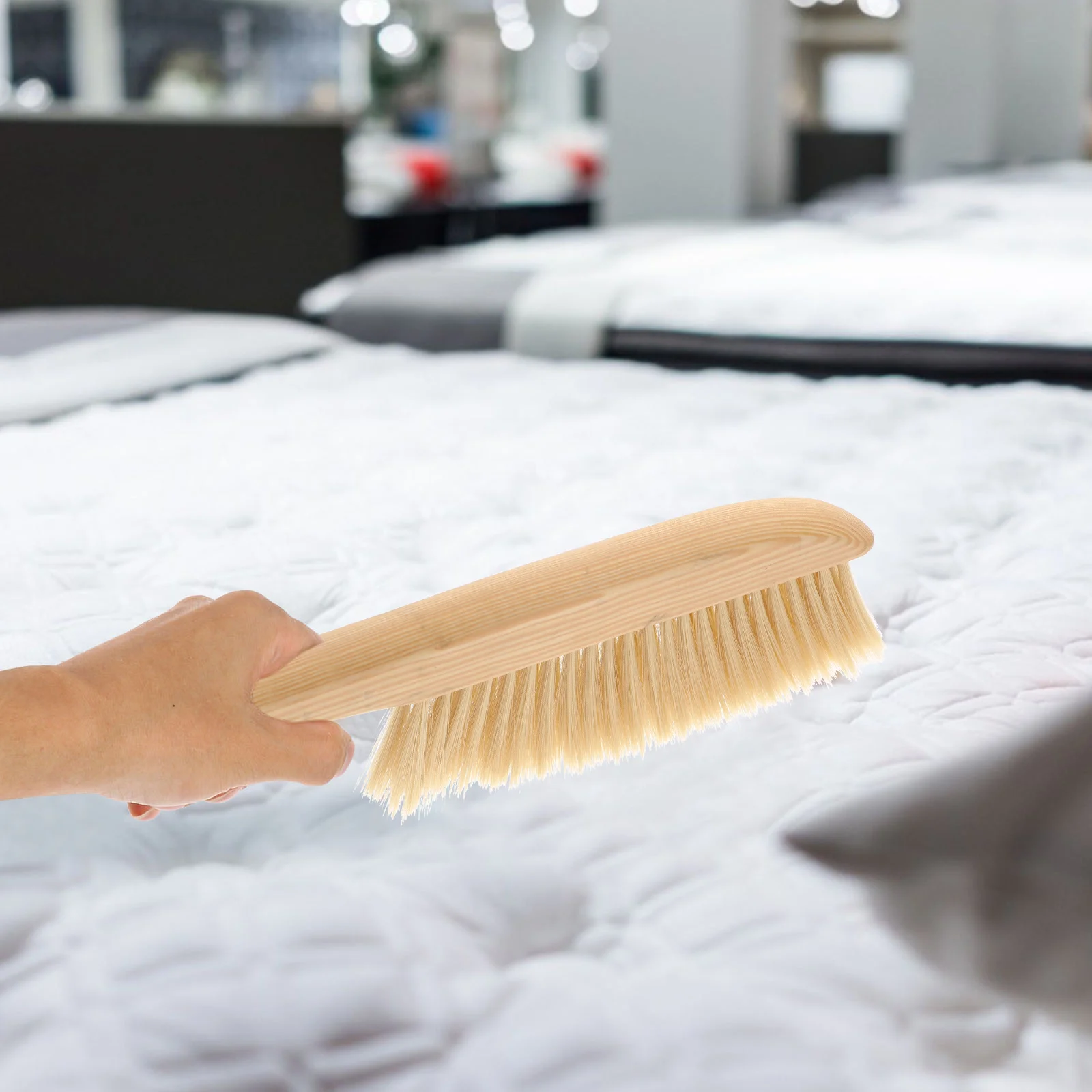 

1Pcs Plastic Bristle Bed Brush Khaki Wooden Handle Cleaning Brush Small Size for Bedroom Clothes Desktop Keyboard Car Interior