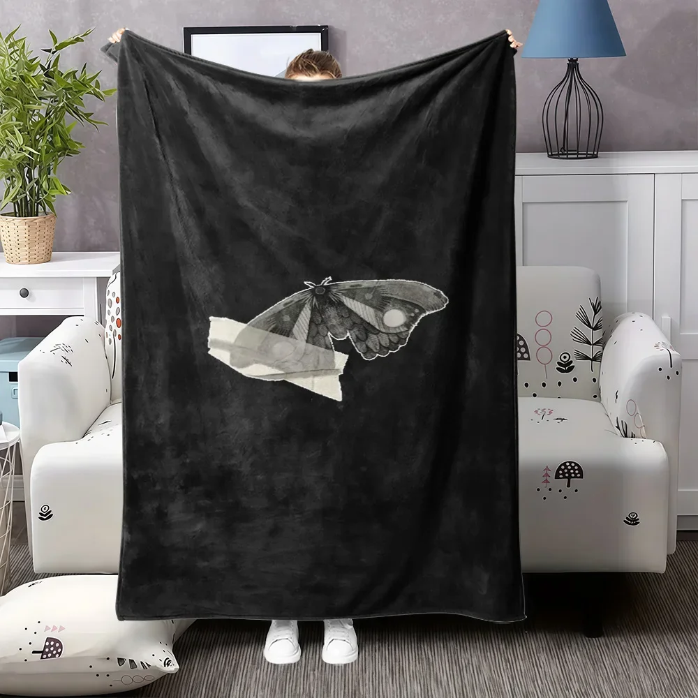 

Мягкое фланелевое одеяло с черно-белым узором в виде бабочек, всесезонное, уютное покрывало для кровати, дивана, путешествий и кемпинга