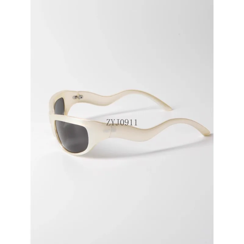 Occhiali da sole da uomo e da donna, nicchia dalla forma speciale, tecnologia del vento futuro, occhiali yang troppo sensibili