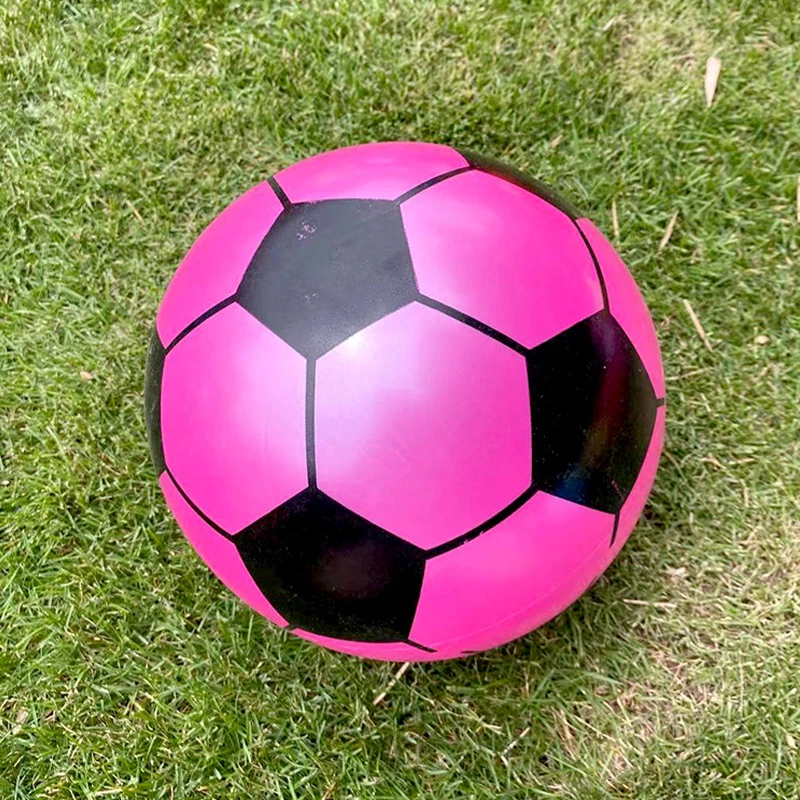 1 قطعة بولي كلوريد الفينيل نفخ كرة القدم الرياضة مباراة التدريب في الهواء الطلق لعبة الشاطئ نطاط كرات لون عشوائي للأطفال بات ألعاب كروية كرة القدم