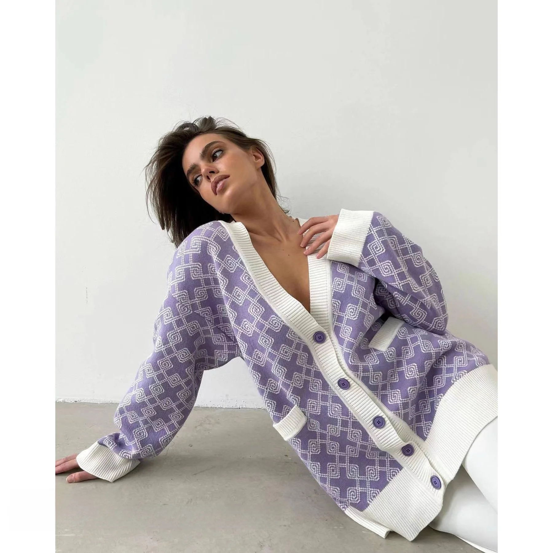 Suéter Longo Solto de Outono Inverno Cardigan Aberto Estilo de Rua Decote em V Manga Longa Suéter Tricotado em Cores para Mul...