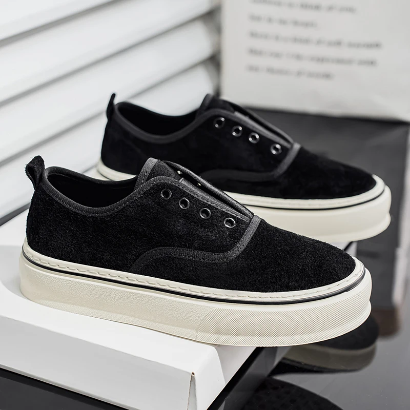 

Men's Non-slip Skateboard Shoes Breathable Canvas Shoes Men's Casual Cloth Shoes Solid Color Flat Comfortable Black Sneakers