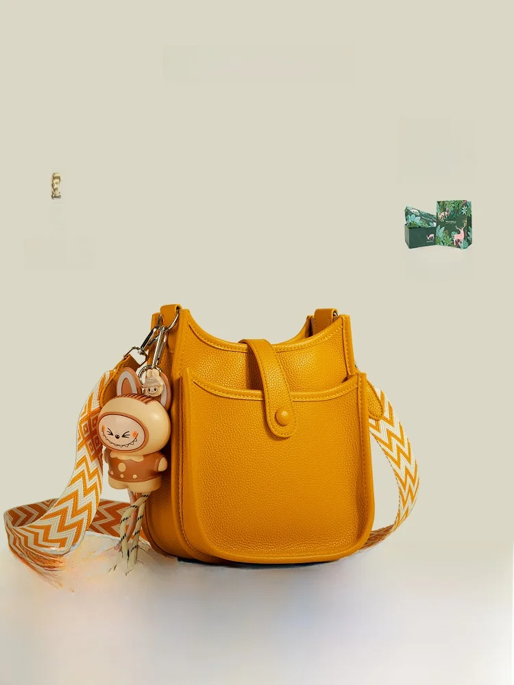 

Fashionable Casual Ladies Crossbody Bag 2026 New Style Simple Litchi Pattern Bag Versatile Leisure Handbag for Women