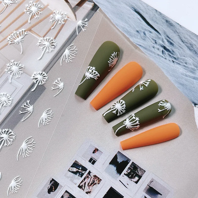 5D الأبيض تنقش نجمة القمر الشمس القلب مسمار الفن ملصقات مانيكير لوازم الديكور نمط هندسي الذاتي لاصق مسمار صائق