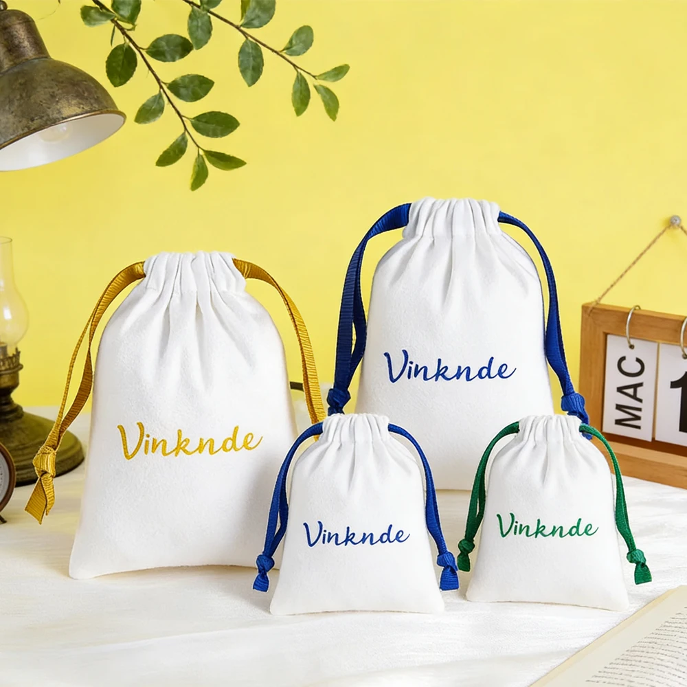 

10*15cm Screen Printed Luxury Suede Drawstring Package Bracelet Bag with Ribbons Premium White Velvet Flannel Jewelry Soap Pouch