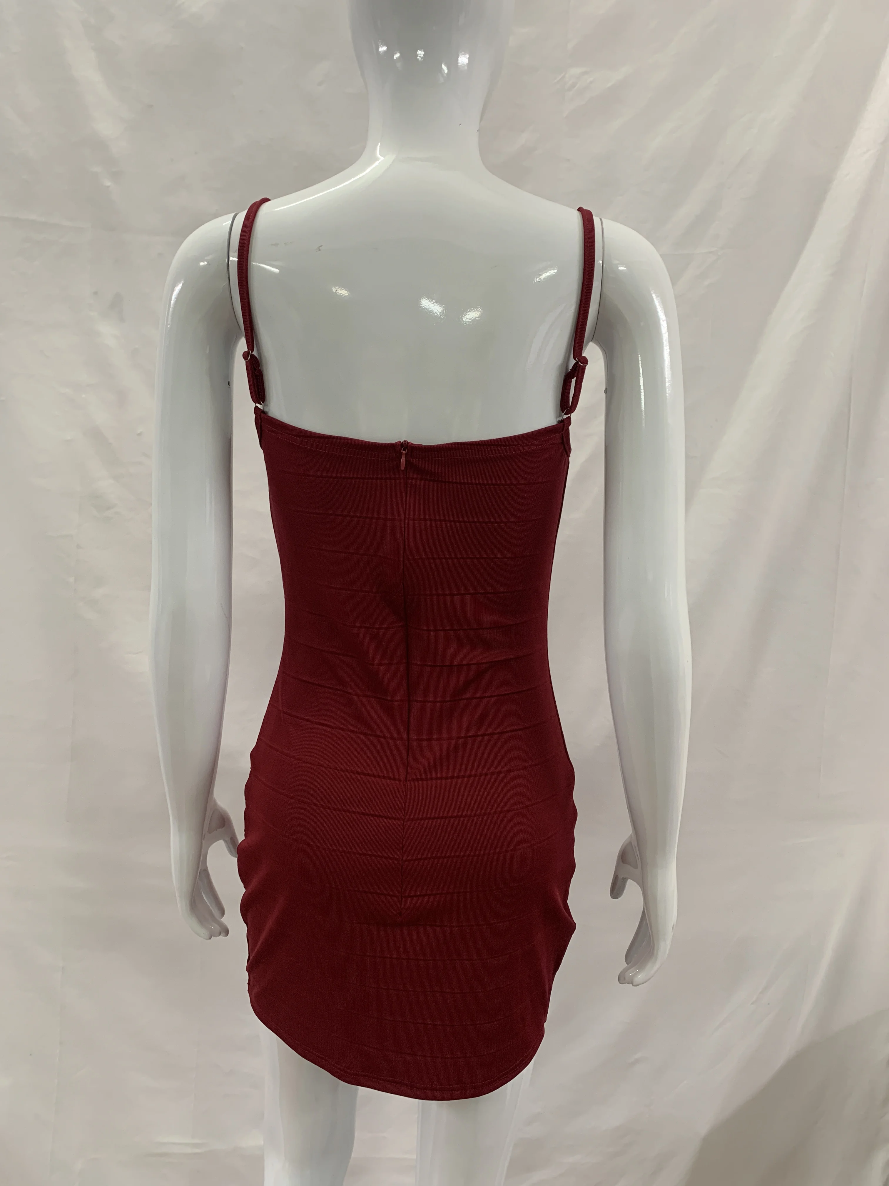 Y2K Spice Girl Sexy Figurbetontes Trägerkleid für Damen mit Bandage-Design und Taillenschnürung, kurzer Hüftrock im Spice Girl-Stil. – Detail 10