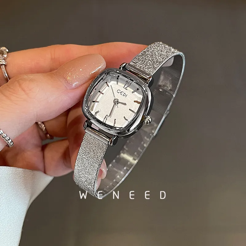 2026-square-watch-for-women-small-exquisite-new-small-dial-light-luxury-niche-ladies-quartz-watch