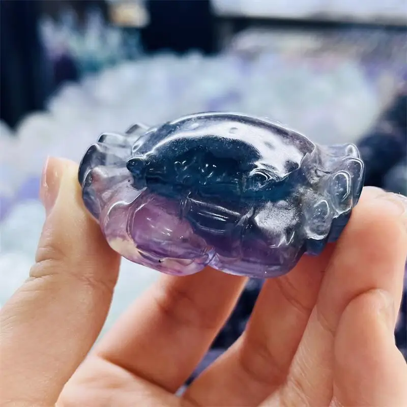 

Natural Fluorite Crab Carving Polished Powerful Mini Animal Statue For Home Decoration Gift 1pcs